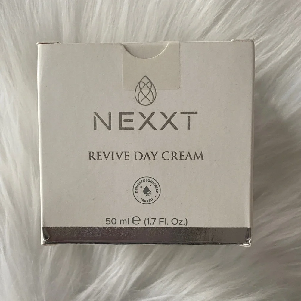 NEXXT Revive Day Cream —  Nourishing Moisturizer / new & sealed in box